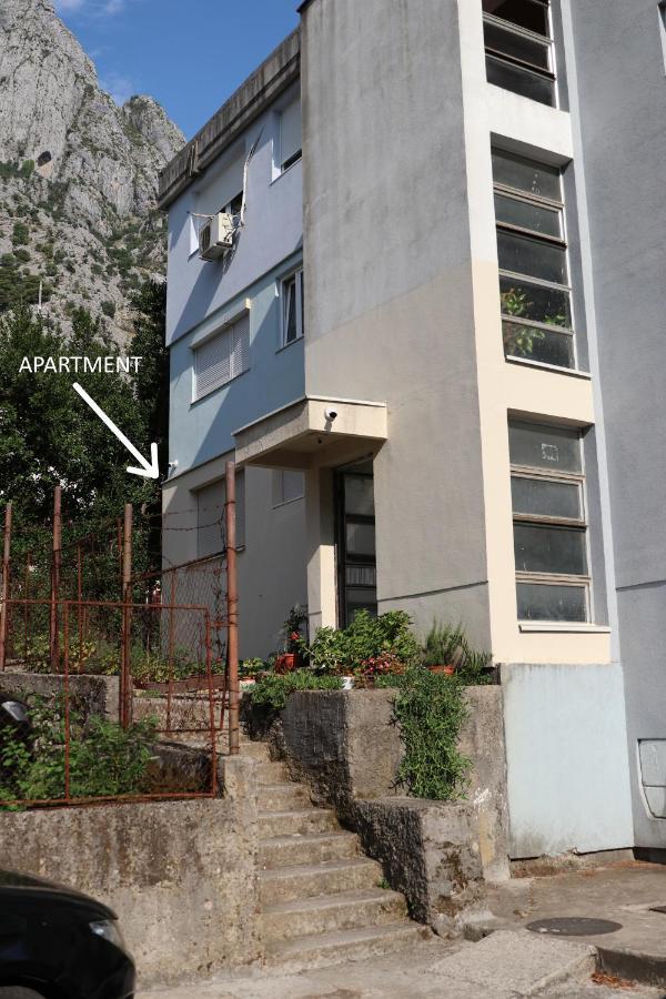 Apartment Sandrita Kotor Exterior photo